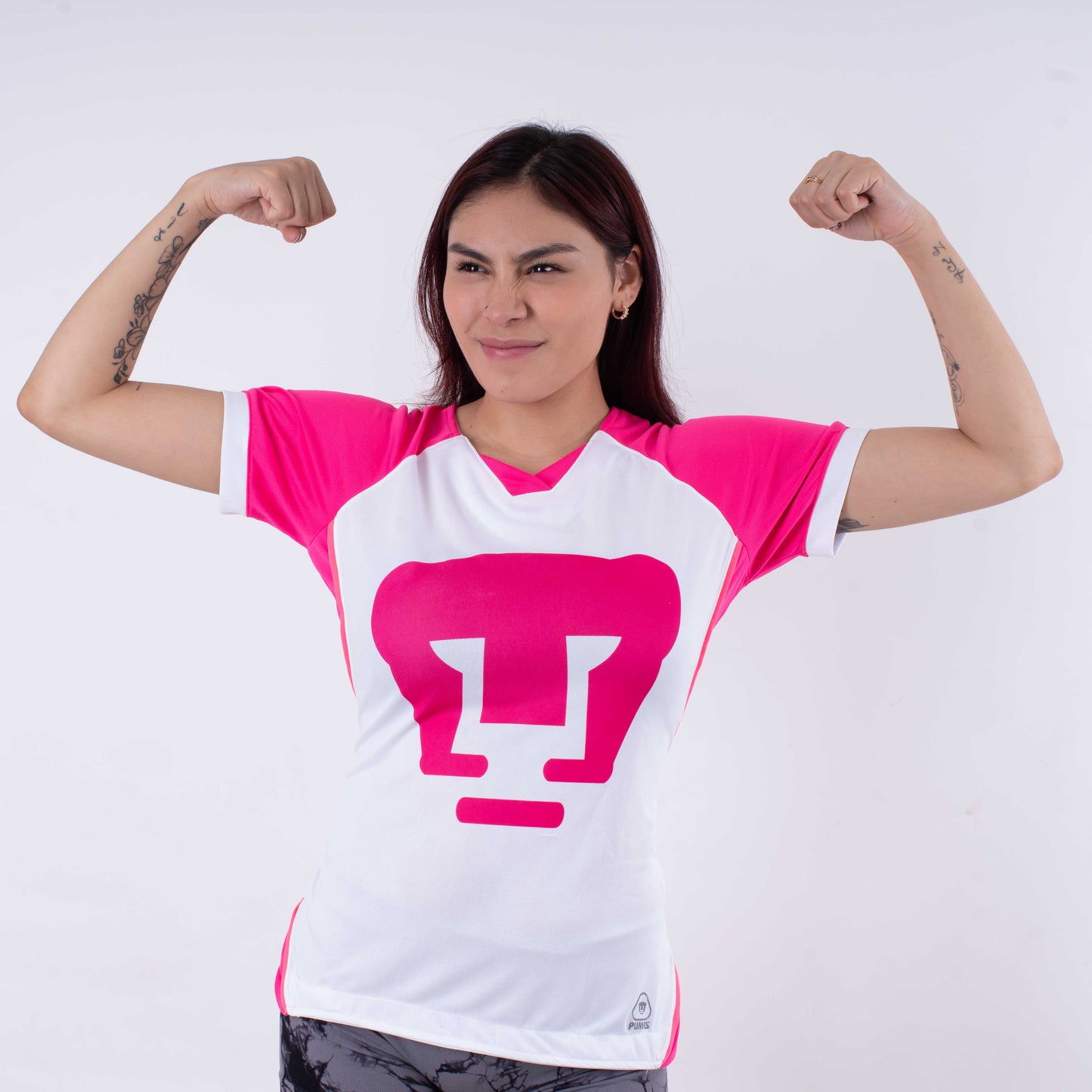 Blusa PUMAS para Dama – Estilo Moderno en Blanco y Rosa