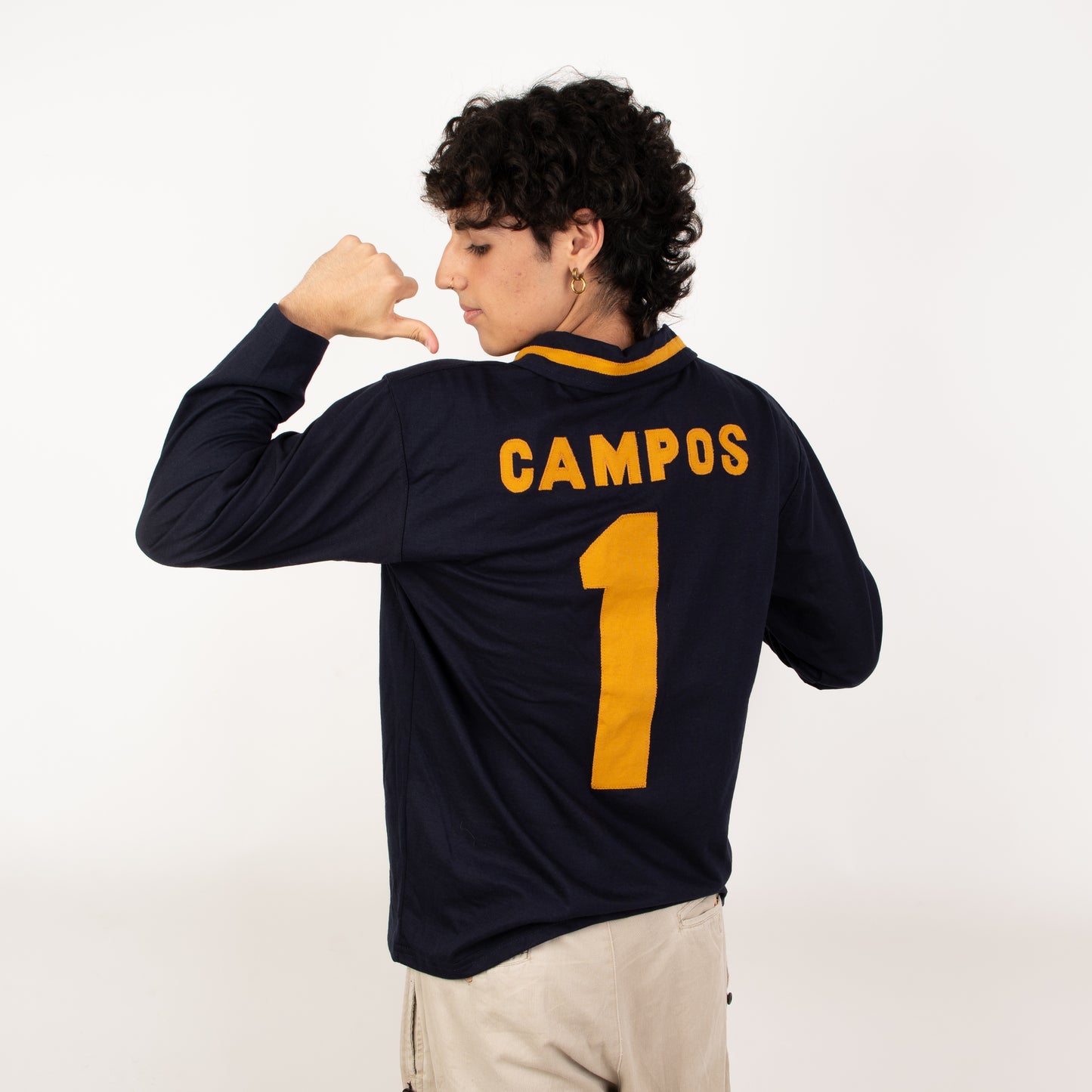 Jersey Retro Campos – Número 1 en Azul Marino y Dorado