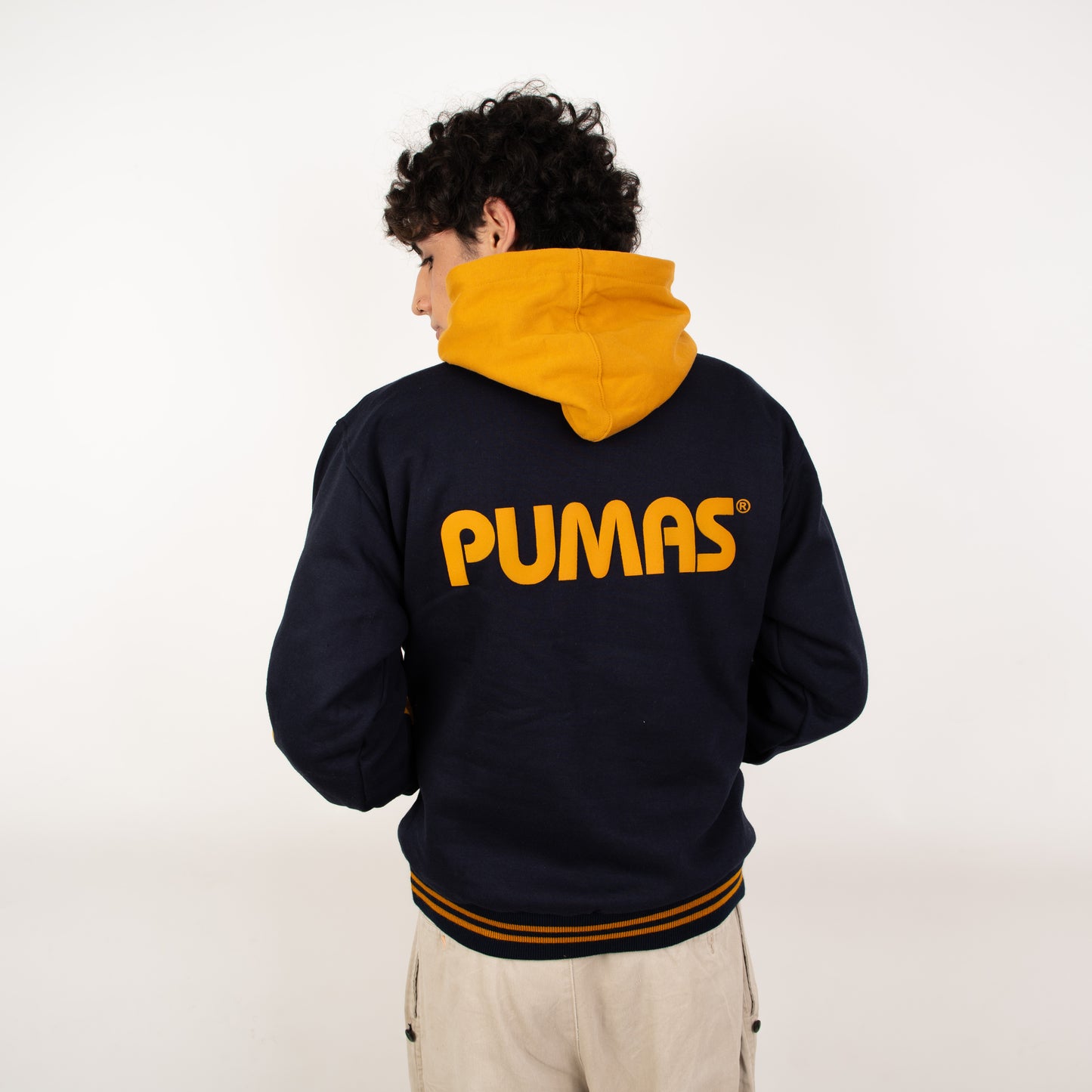 Sudadera Retro PUMAS Oficial – Diseño Azul y Dorado